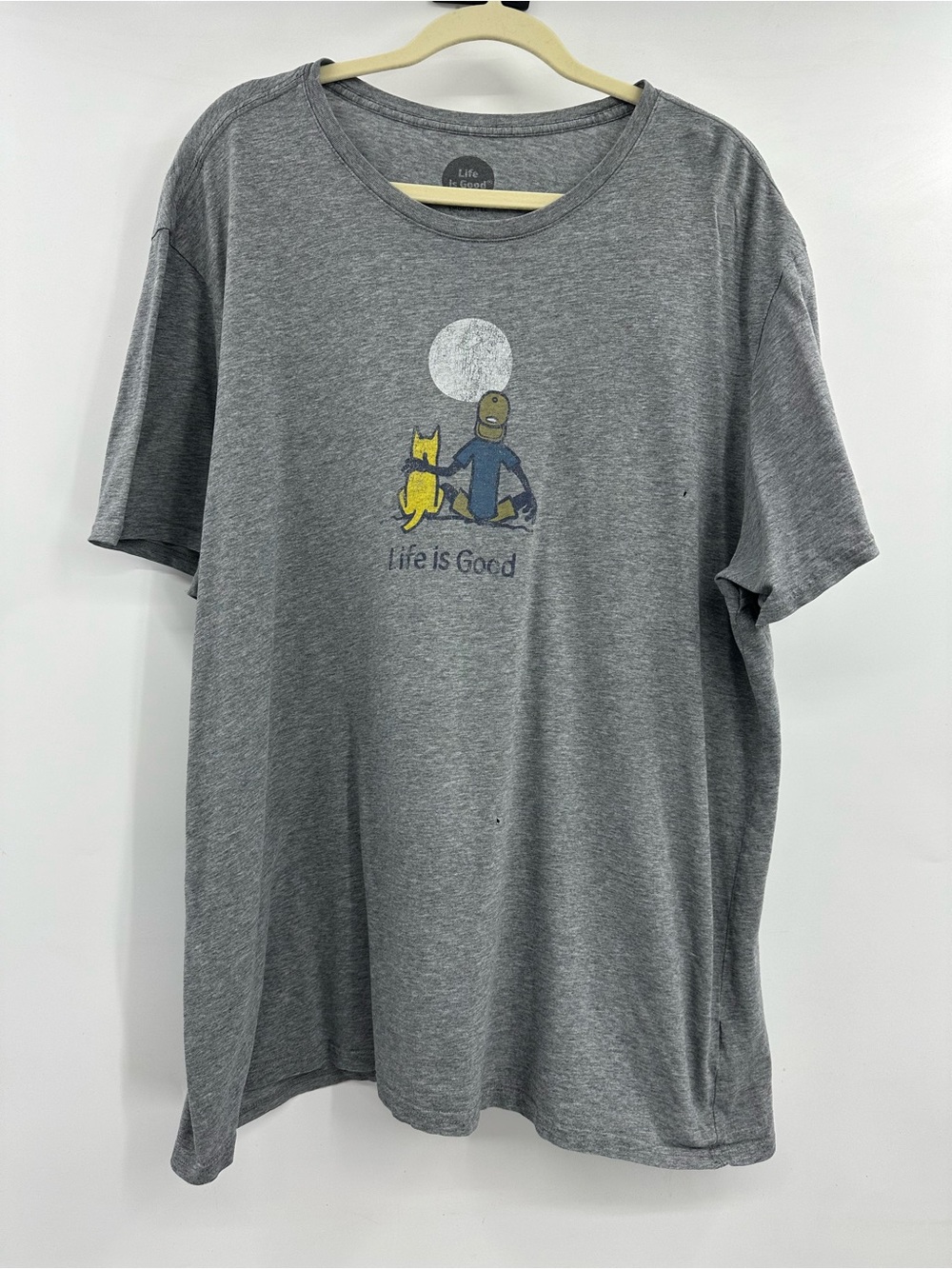 Life Is Good Gray Graphic Tee with Moon and Dog Friend